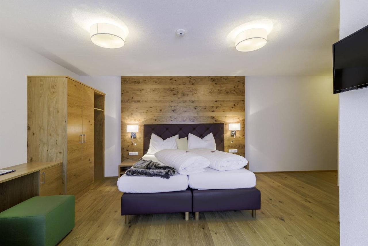 Hotel Enzian Paznaun See Εξωτερικό φωτογραφία