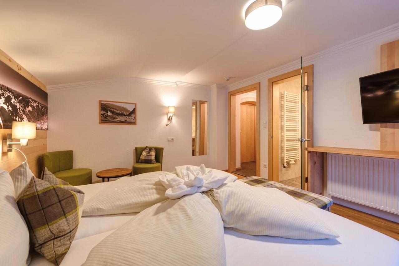 Hotel Enzian Paznaun See Εξωτερικό φωτογραφία