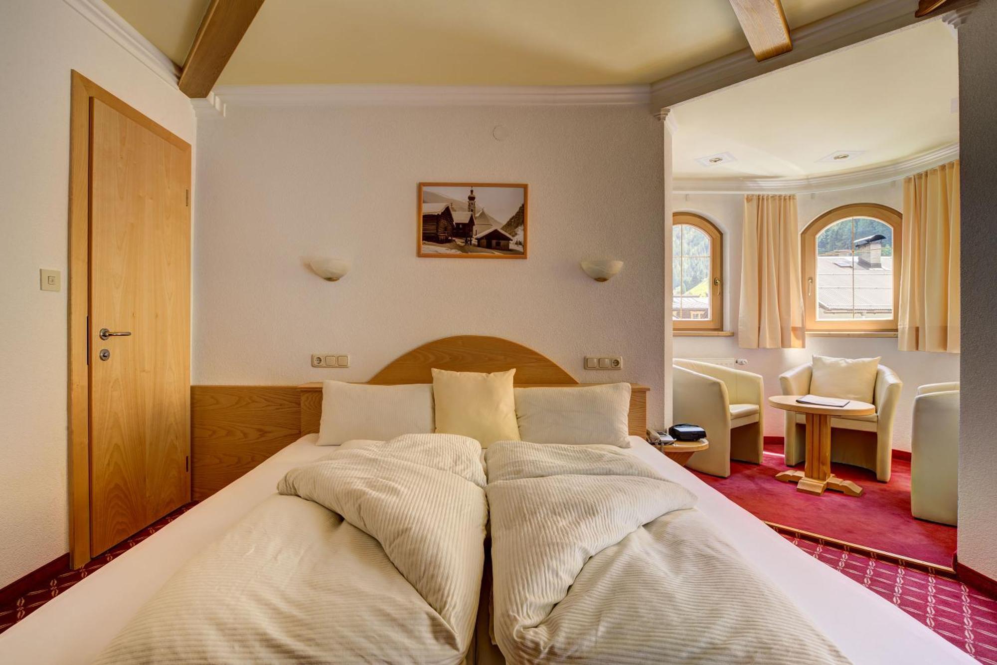 Hotel Enzian Paznaun See Εξωτερικό φωτογραφία
