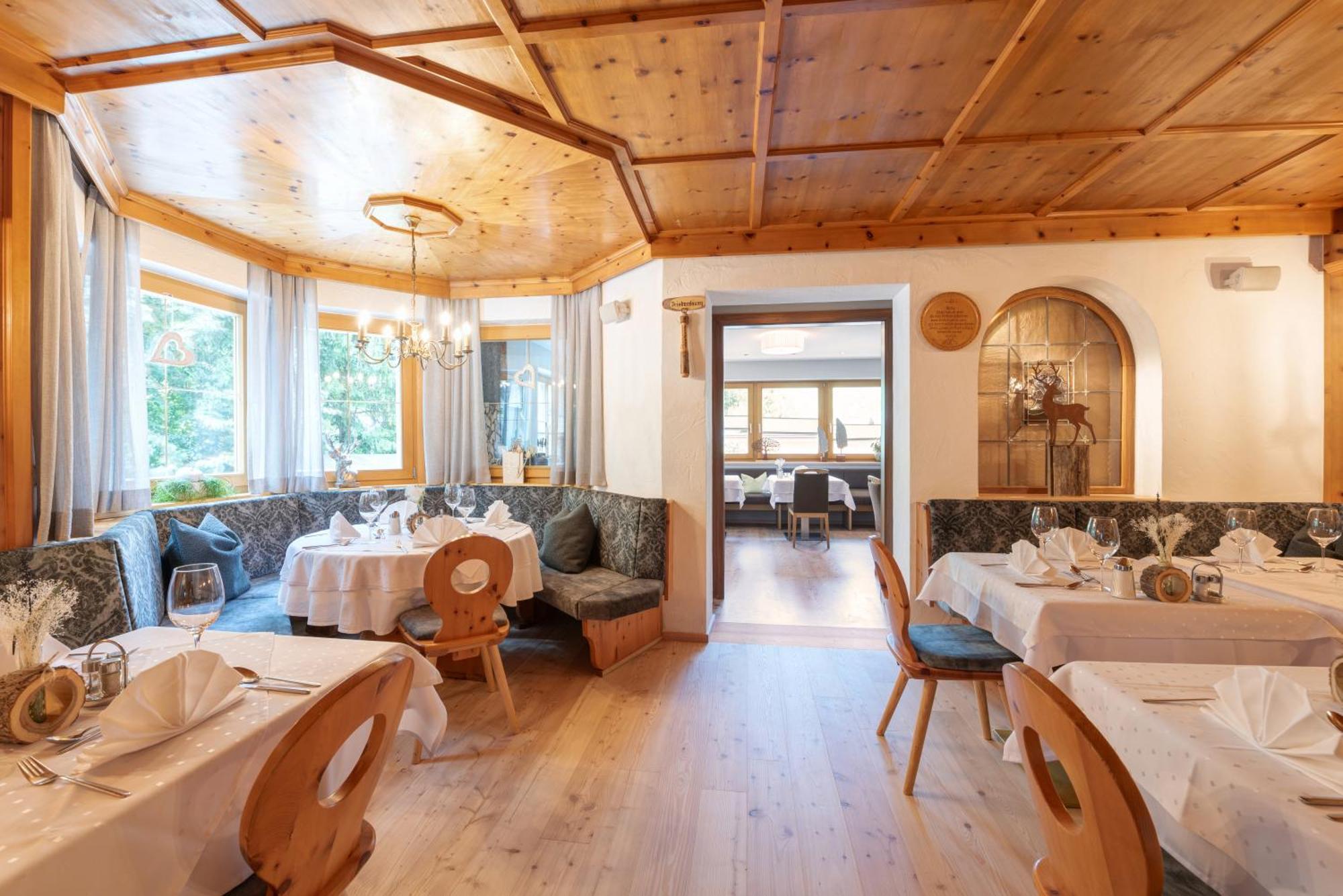Hotel Enzian Paznaun See Εξωτερικό φωτογραφία