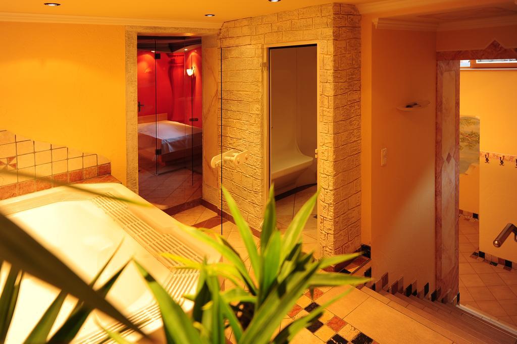 Hotel Enzian Paznaun See Εξωτερικό φωτογραφία