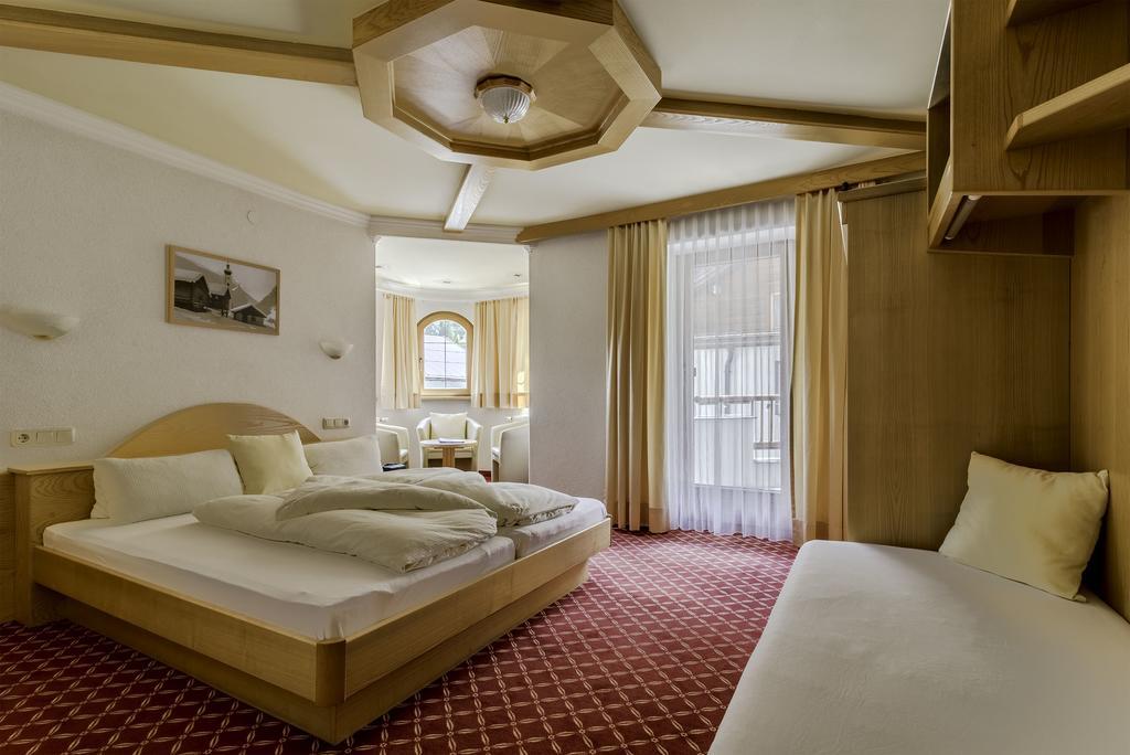 Hotel Enzian Paznaun See Εξωτερικό φωτογραφία