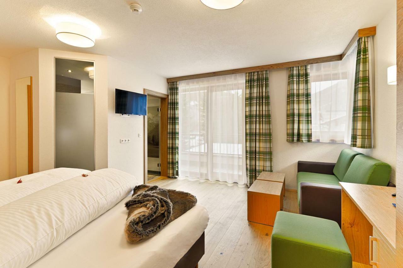 Hotel Enzian Paznaun See Εξωτερικό φωτογραφία