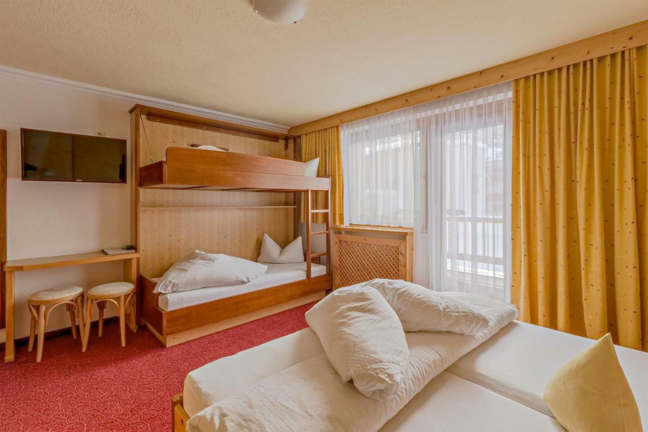 Hotel Enzian Paznaun See Εξωτερικό φωτογραφία
