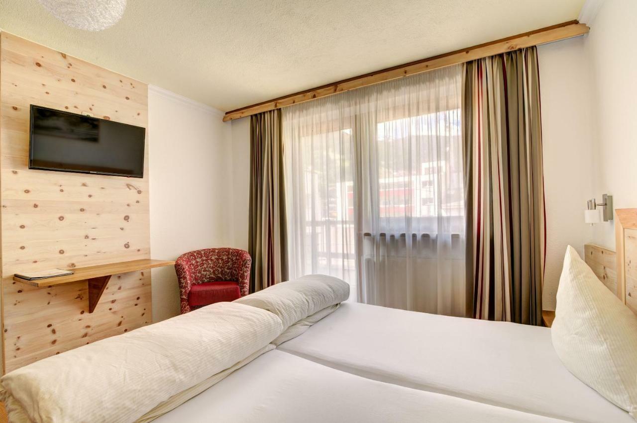 Hotel Enzian Paznaun See Εξωτερικό φωτογραφία